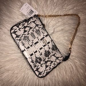 COACH NOLITA WRISTLET